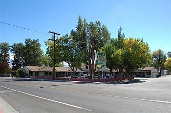 Trees Motel Bishop